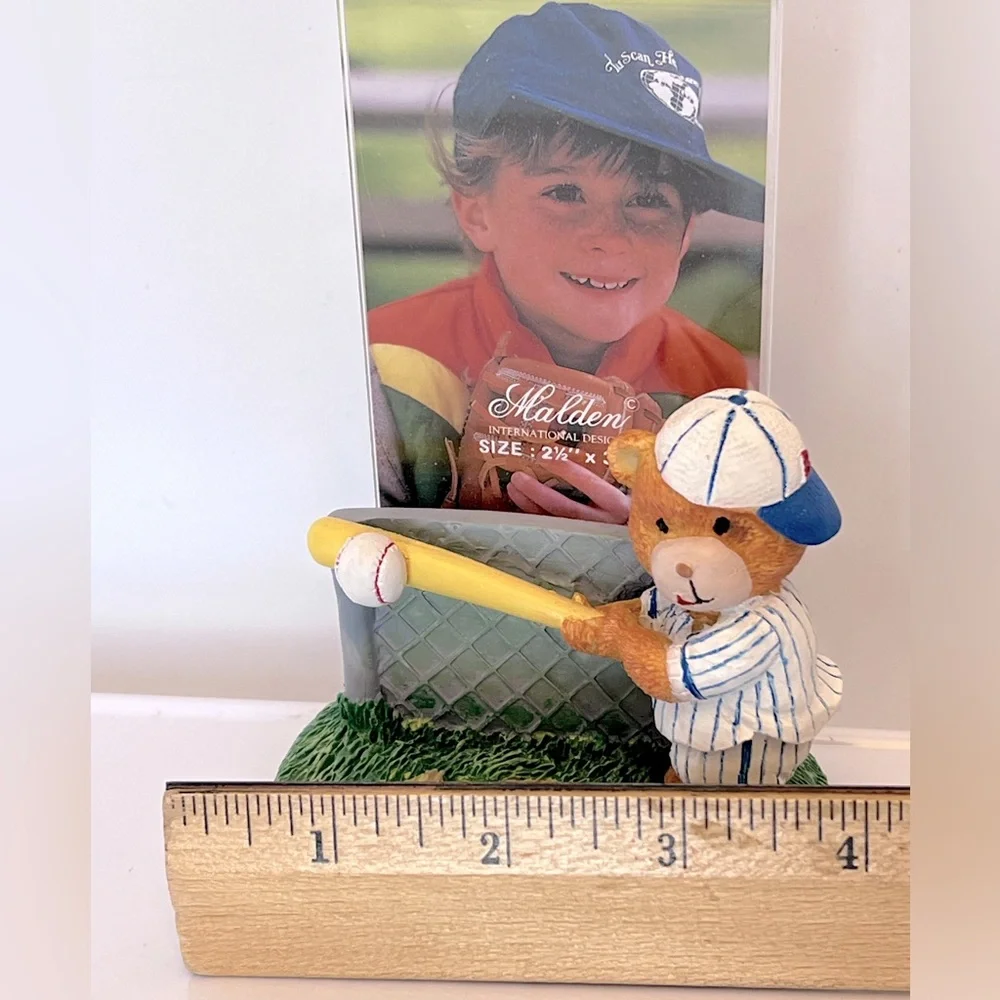 Vintage Malden Resin Baseball Bear Swinging a Bat Photo Frame. Fits 2.5 x 3.5.